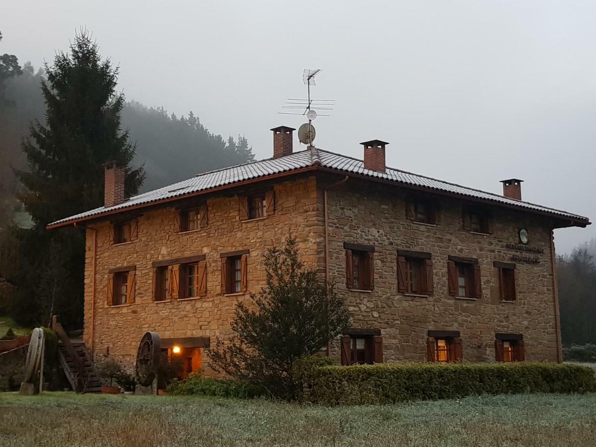 Agroturismo Iberreko Errota Muxika Exterior foto